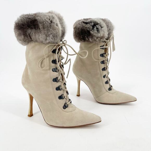 Manolo Blahnik Beige Suede Rabbit Fur Trim Lace Up Pointed Toe Bootie IT 37 - Picture 2 of 16